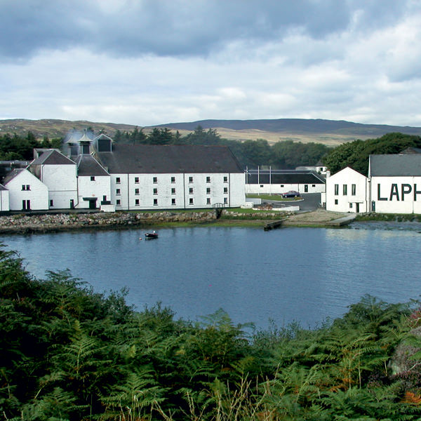 Im Süden der Insel Islay liegt die Destillerie Laphroaig